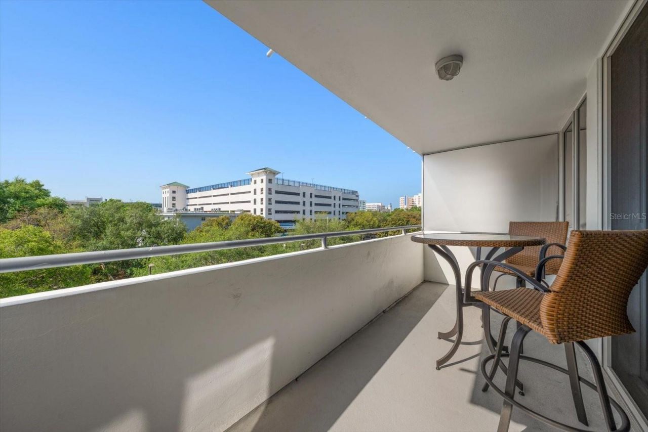 470 3rd Street S, Unit 403, Saint Petersburg, FL 33701 Photo