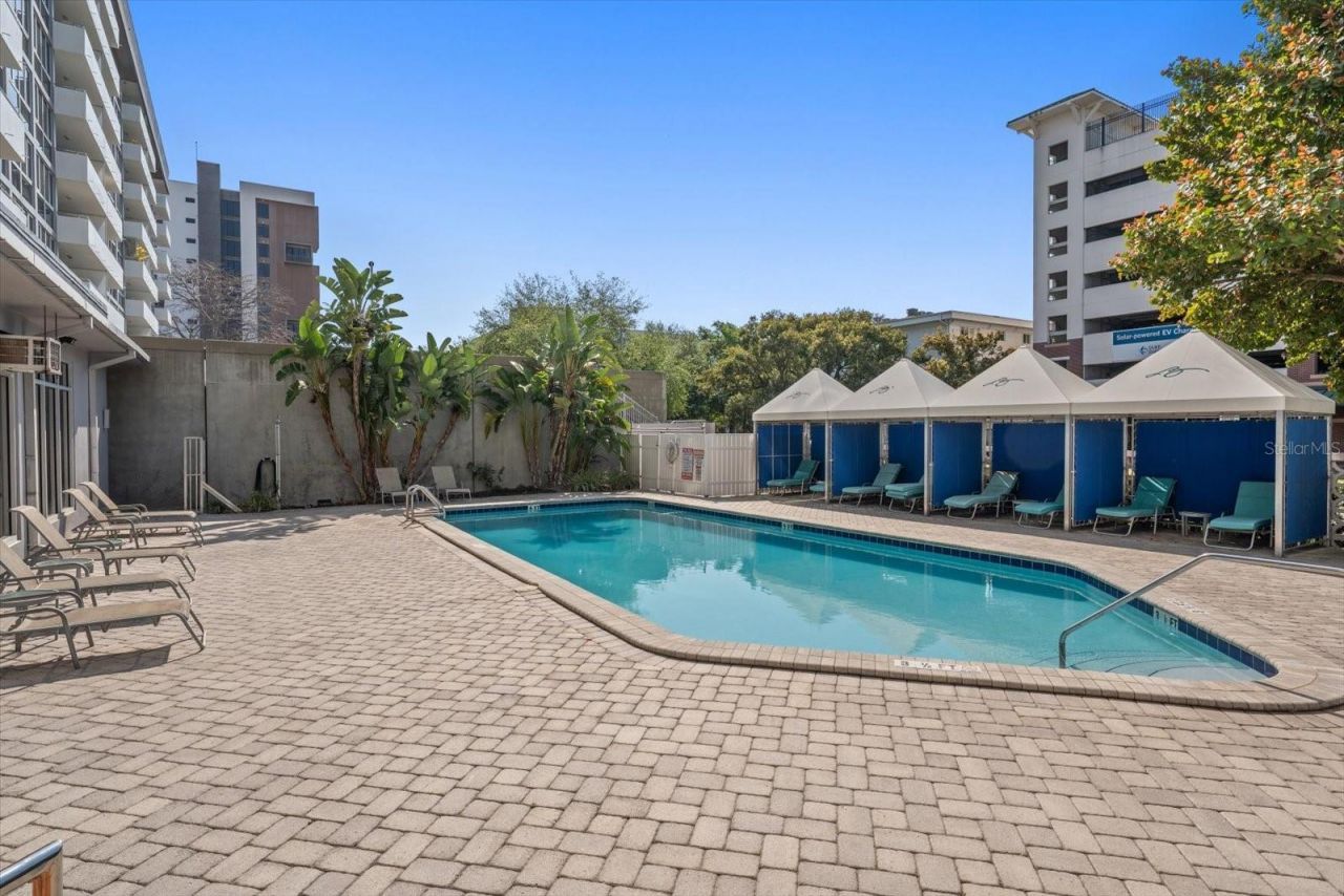 470 3rd Street S, Unit 403, Saint Petersburg, FL 33701 Photo