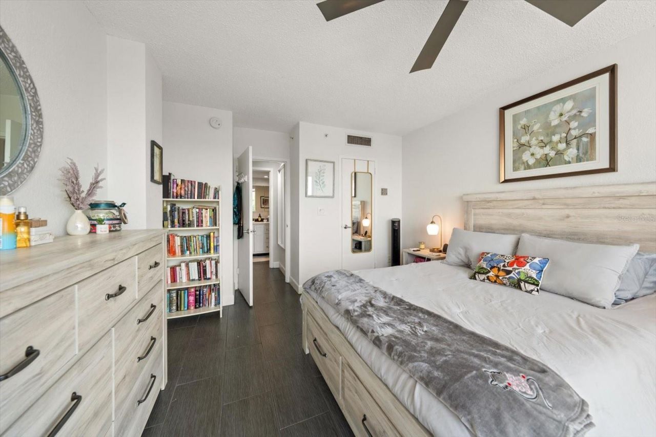 470 3rd Street S, Unit 403, Saint Petersburg, FL 33701 Photo