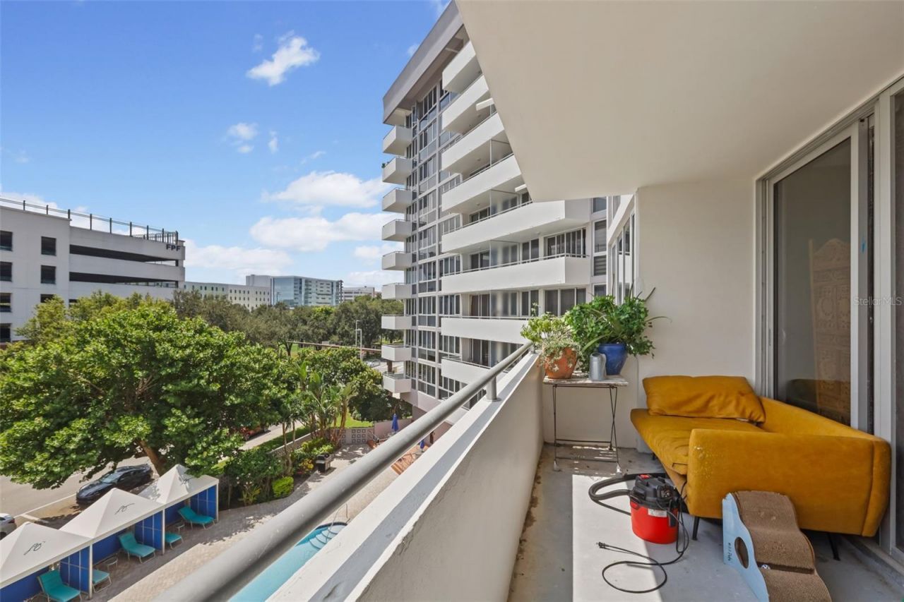 470 3rd Street S, Unit 413, Saint Petersburg, FL 33701 Photo