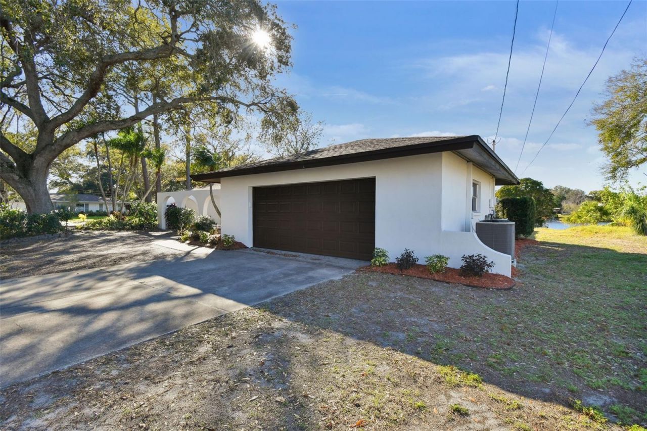 570 Casler Avenue, Clearwater, FL 33755 Photo