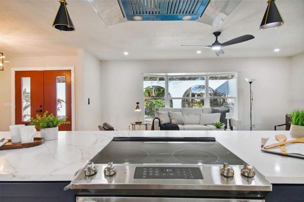 570 Casler Avenue, Clearwater, FL 33755 Photo
