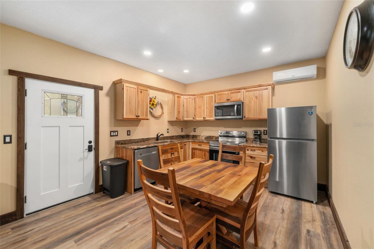 13869 S Hwy 475 , Summerfield, FL 34491 Photo