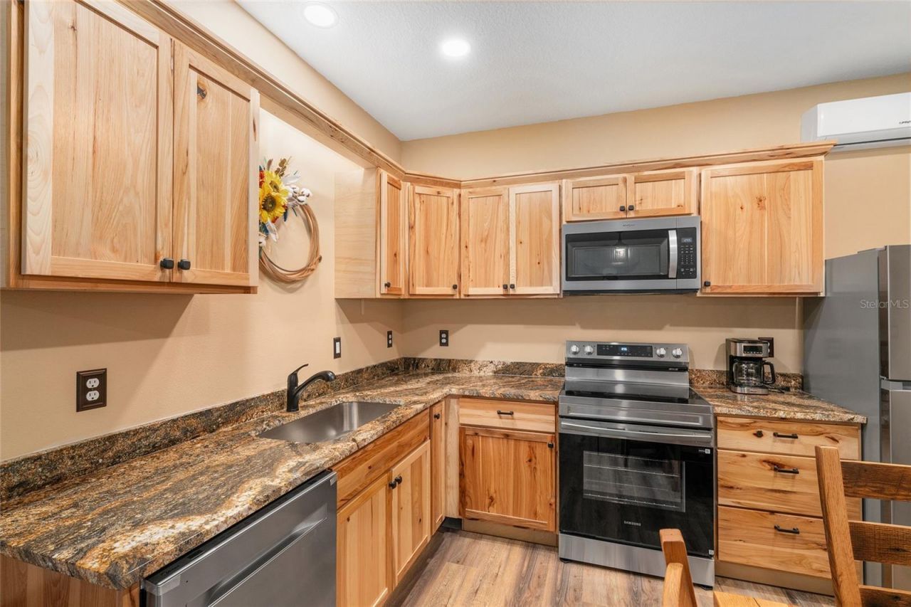 13869 S Hwy 475 , Summerfield, FL 34491 Photo