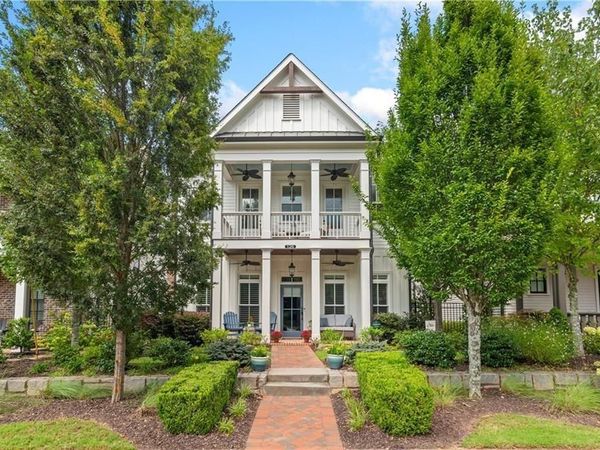 126 Academy Street , Alpharetta, GA 30009