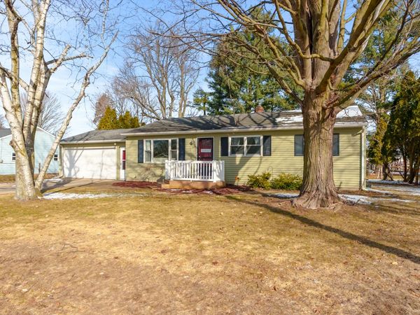 514 W Melody Avenue, Portage, MI 49024