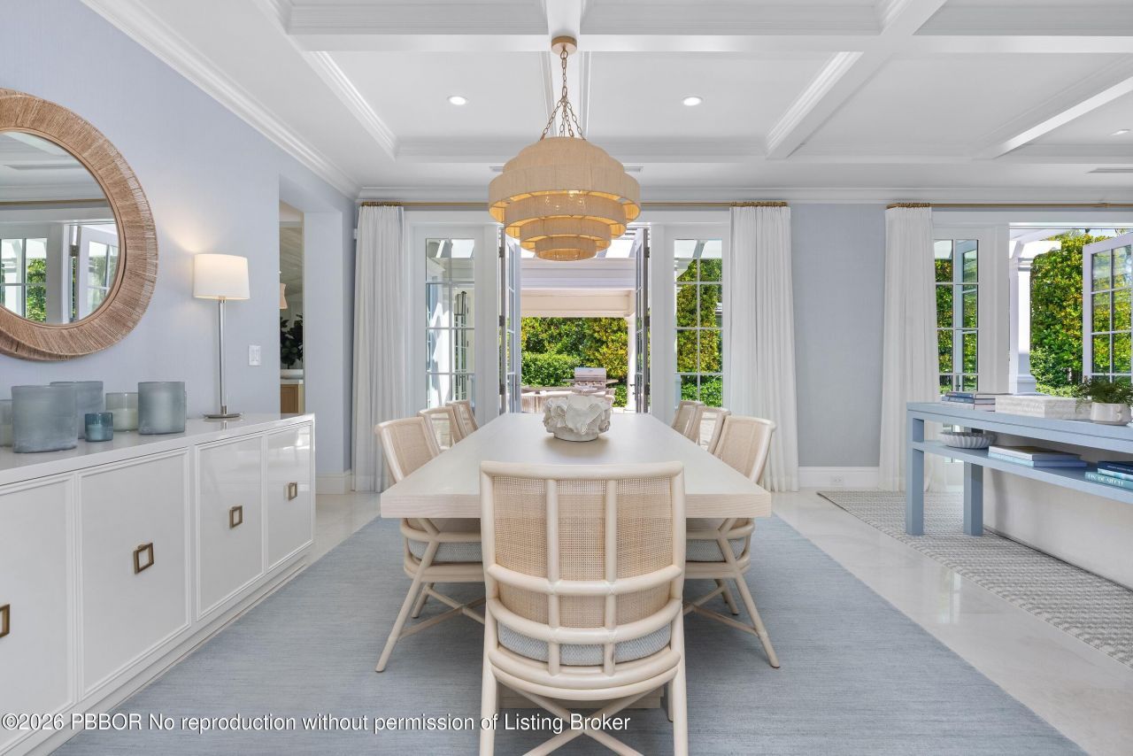 211 Ocean Terrace, Palm Beach, FL 33480 Photo