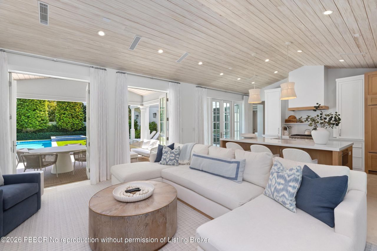 211 Ocean Terrace, Palm Beach, FL 33480 Photo