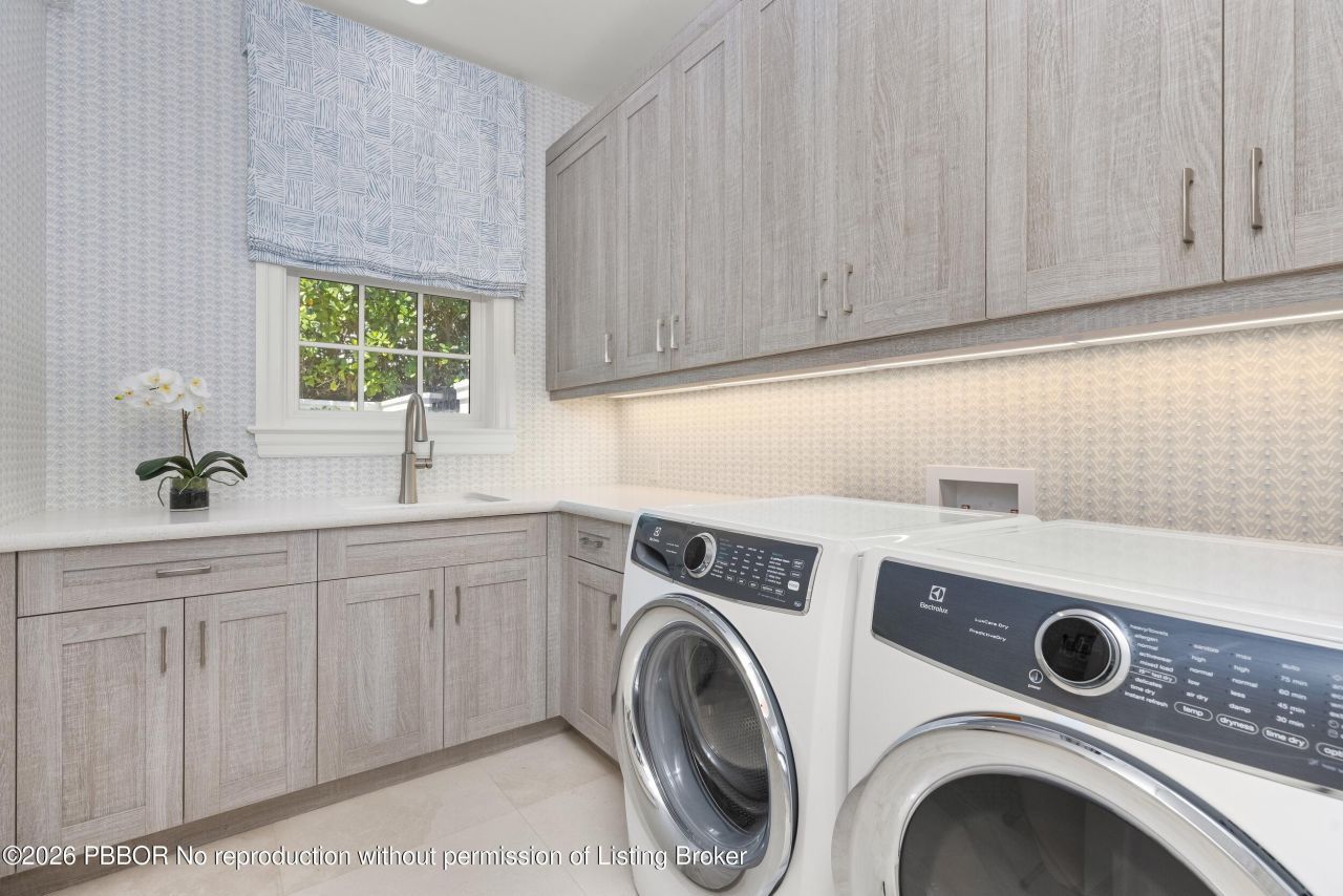 211 Ocean Terrace, Palm Beach, FL 33480 Photo