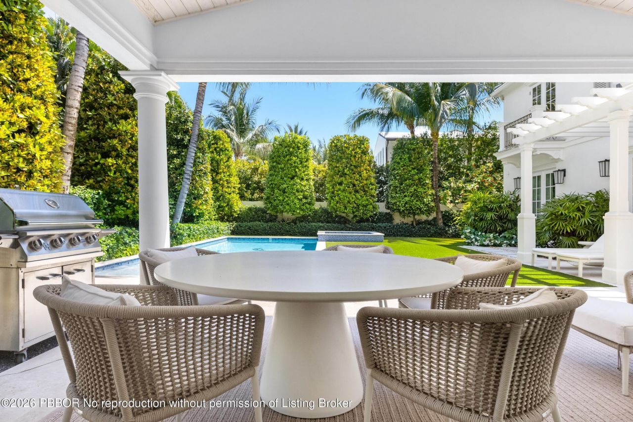 211 Ocean Terrace, Palm Beach, FL 33480 Photo