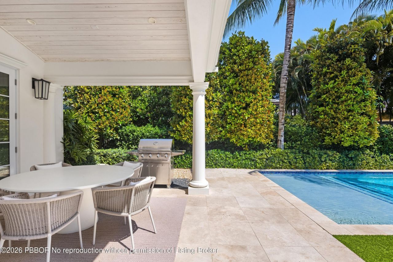 211 Ocean Terrace, Palm Beach, FL 33480 Photo