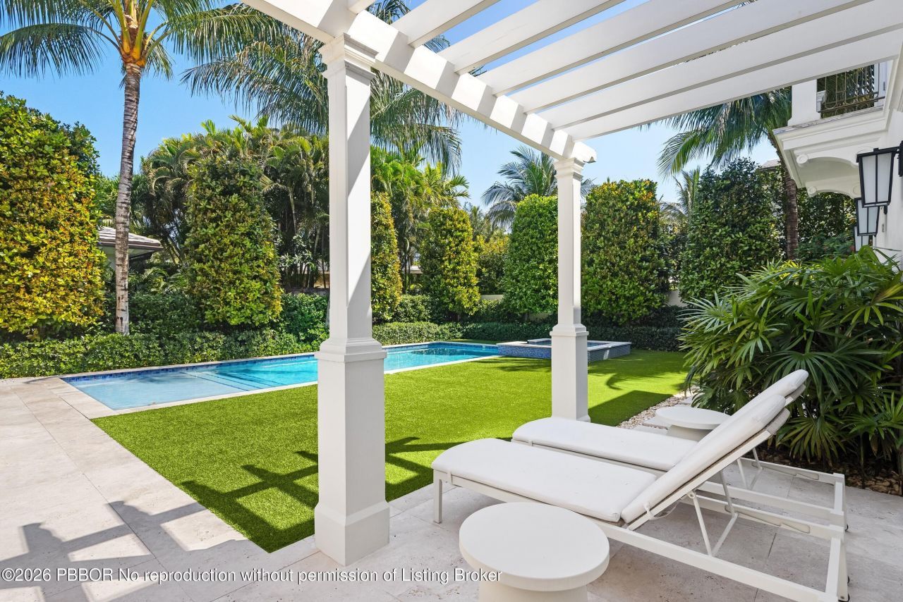 211 Ocean Terrace, Palm Beach, FL 33480 Photo