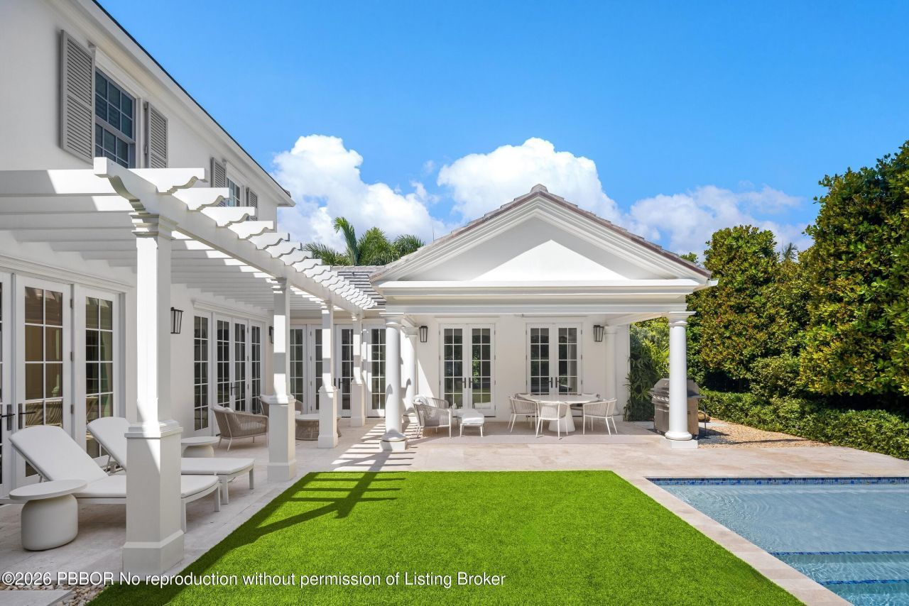 211 Ocean Terrace, Palm Beach, FL 33480 Photo