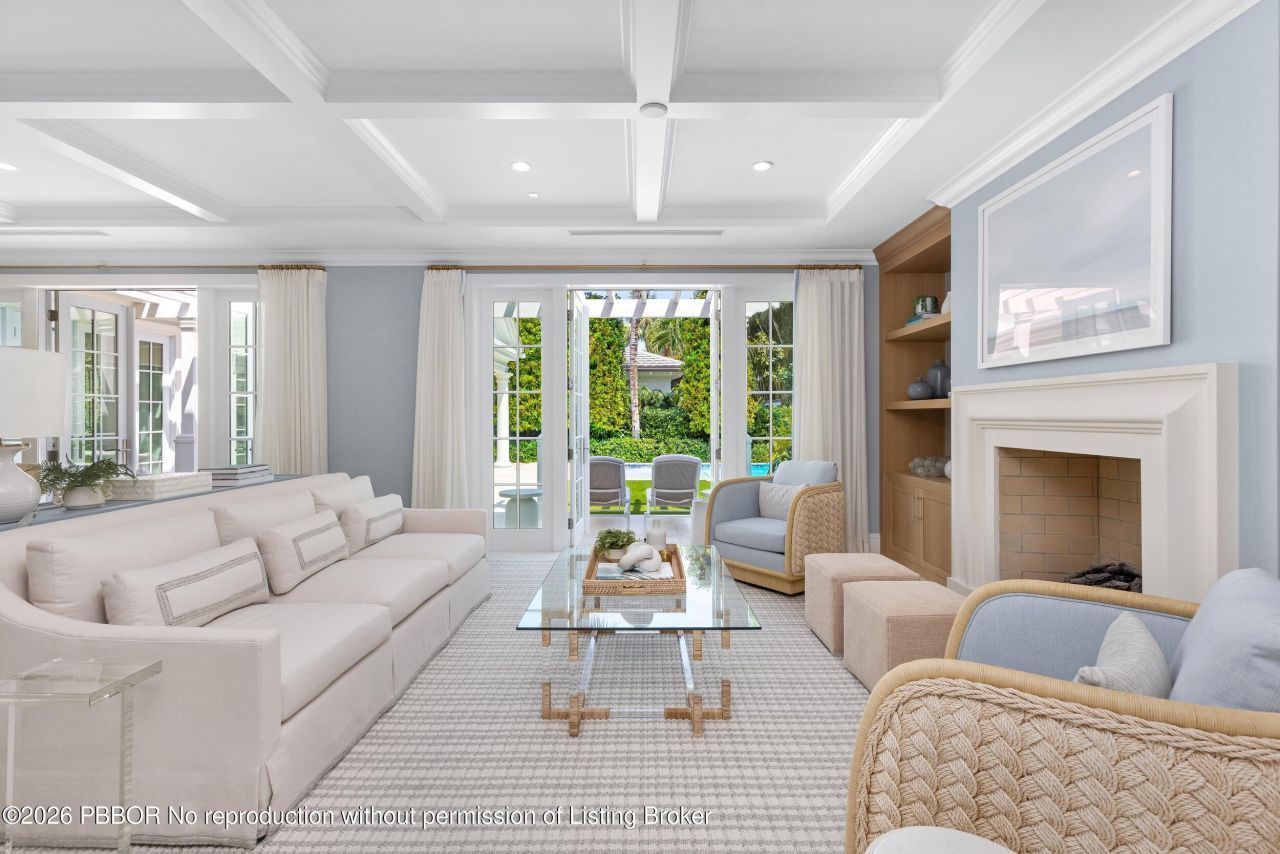 211 Ocean Terrace, Palm Beach, FL 33480 Photo