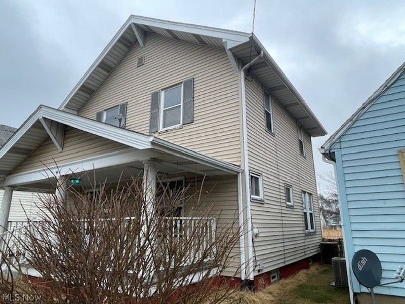 1138 Roslyn Avenue SW, Canton, OH 44710 Photo 3