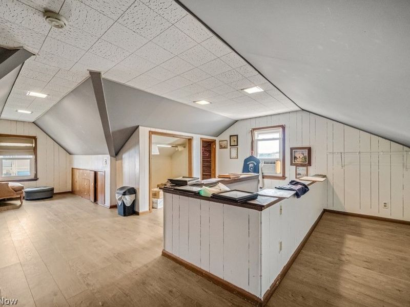 8023 Ivandale, Parma, OH 44129 Photo 13