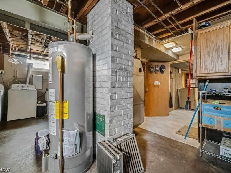 8023 Ivandale, Parma, OH 44129 Photo 27