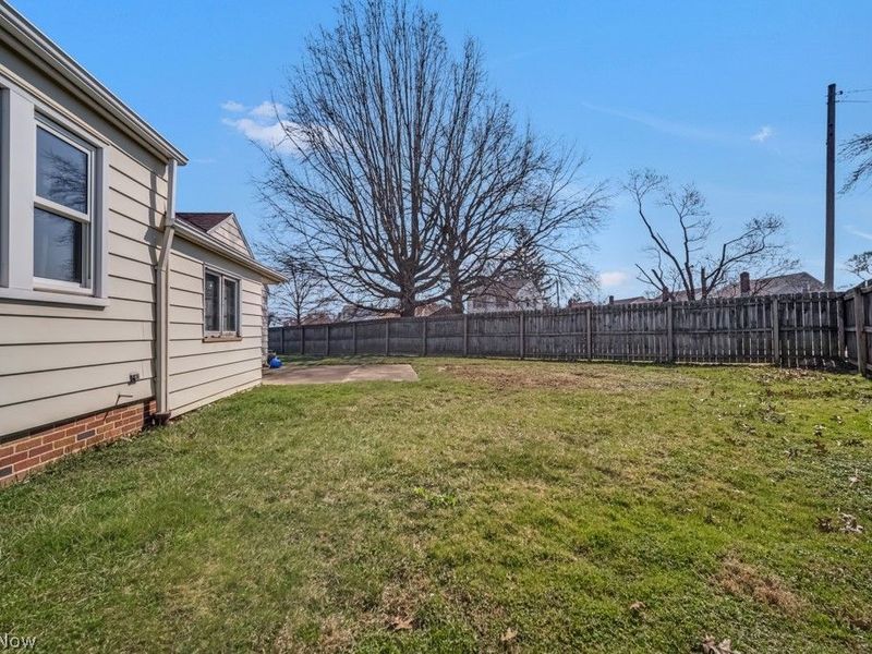 8023 Ivandale, Parma, OH 44129 Photo 30