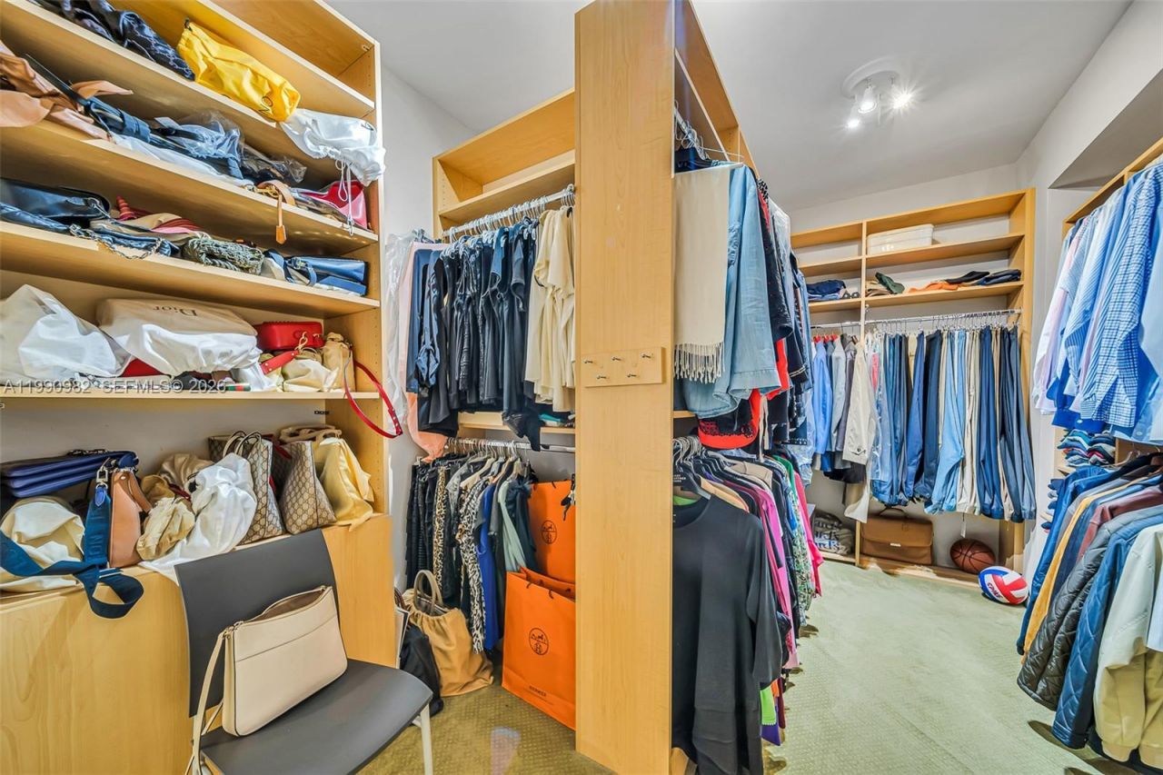 21050 Point Pl, Unit 401, Aventura, FL 33180 Photo