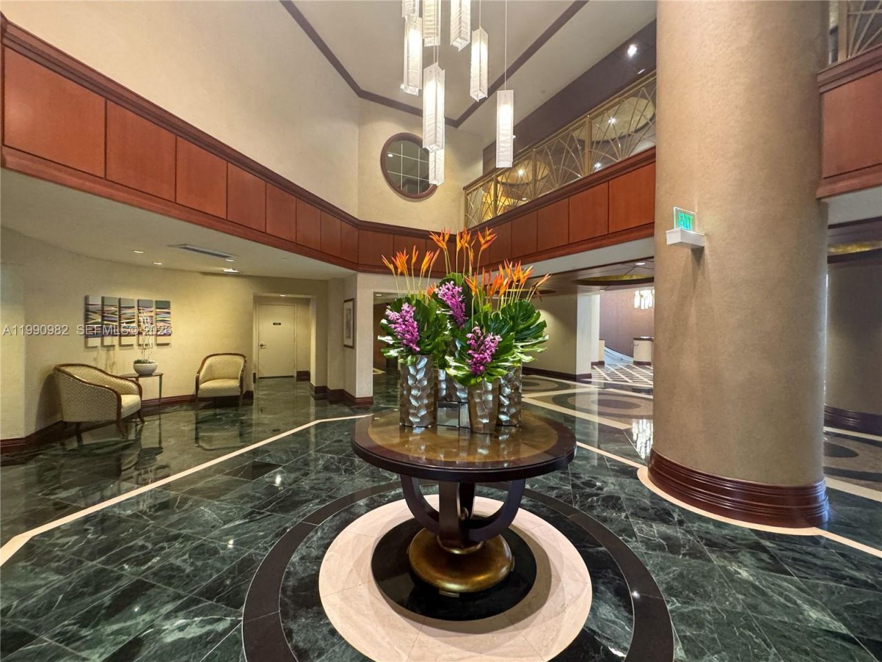 21050 Point Pl, Unit 401, Aventura, FL 33180 Photo