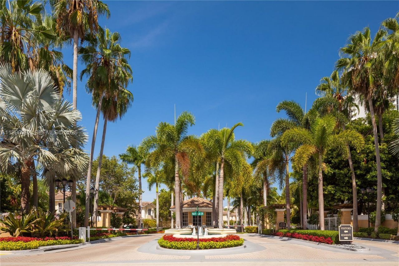 21050 Point Pl, Unit 401, Aventura, FL 33180 Photo