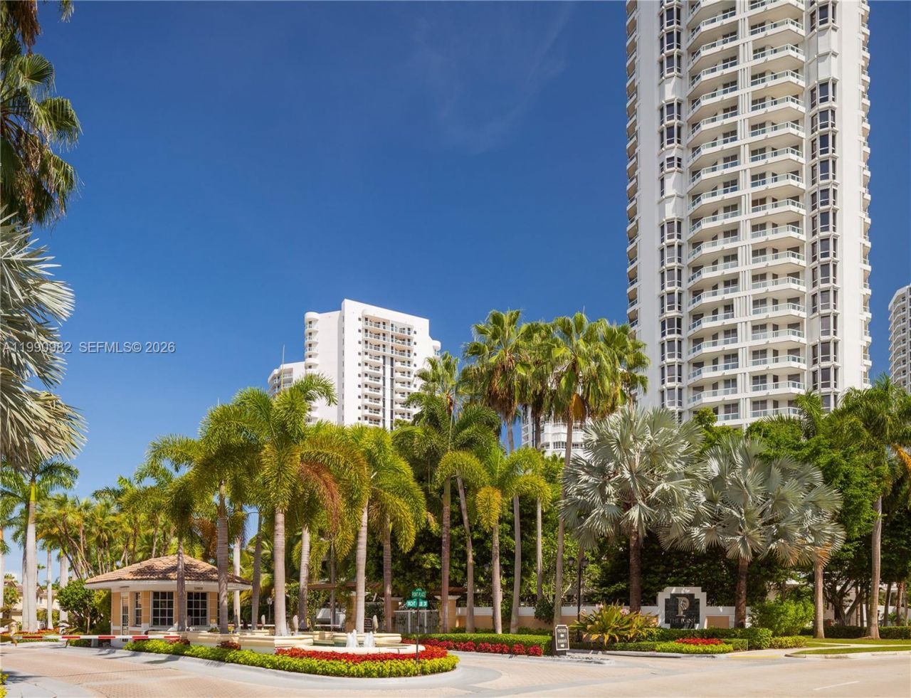 21050 Point Pl, Unit 401, Aventura, FL 33180 Photo