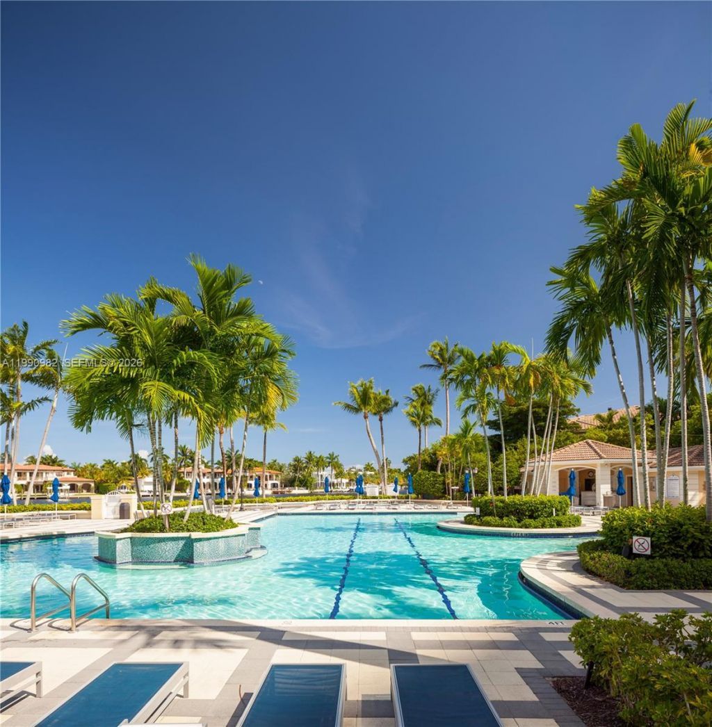 21050 Point Pl, Unit 401, Aventura, FL 33180 Photo