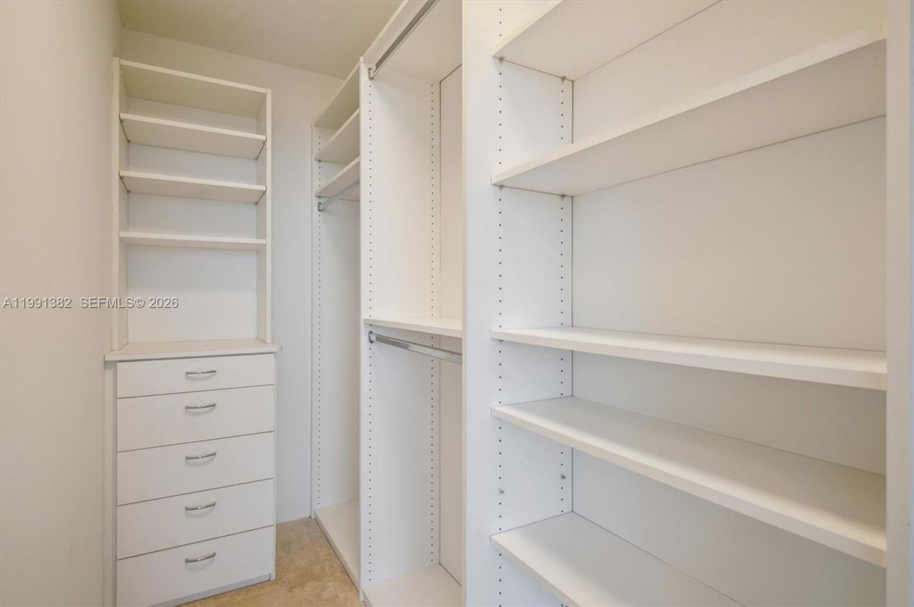 733 Crandon Blvd , Unit PH-5, Key Biscayne, FL 33149 Photo