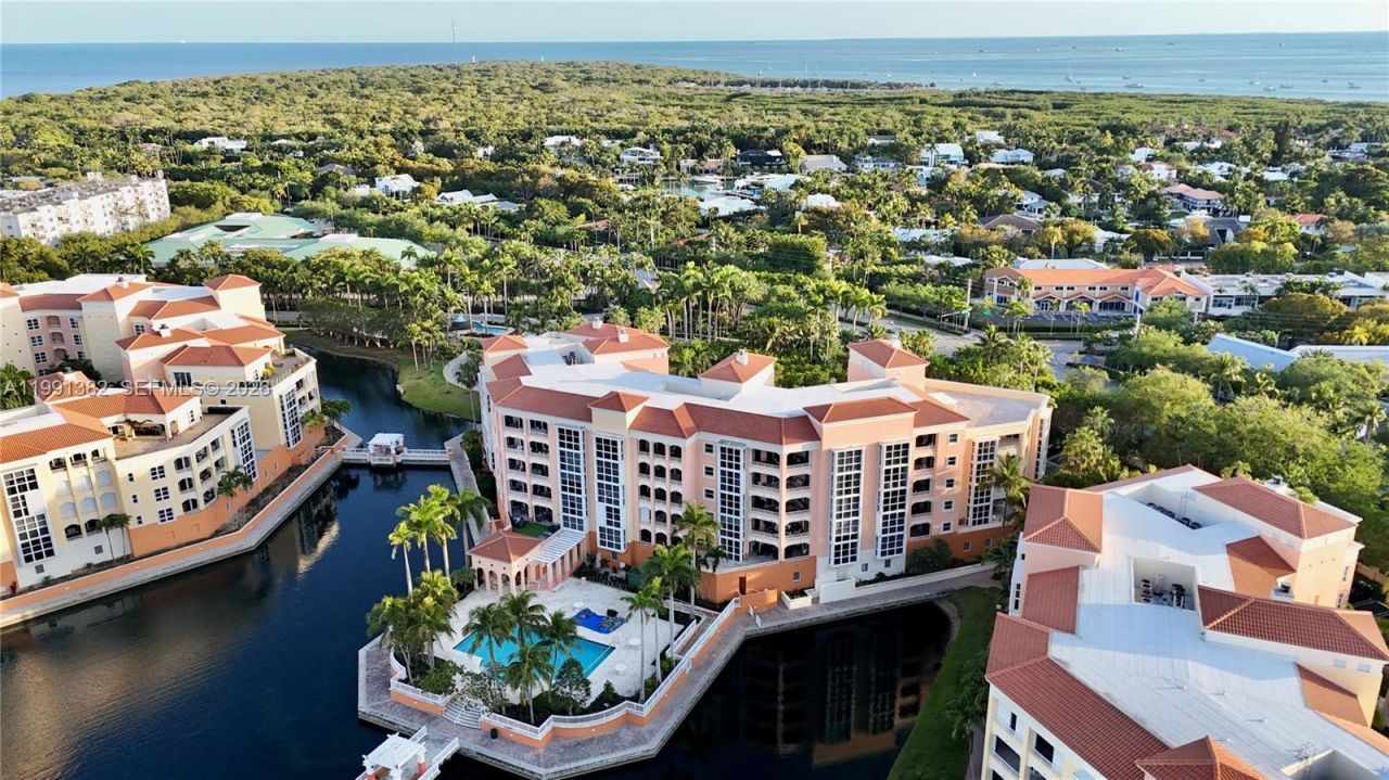 733 Crandon Blvd , Unit PH-5, Key Biscayne, FL 33149 Photo