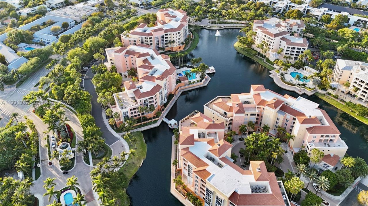 733 Crandon Blvd , Unit PH-5, Key Biscayne, FL 33149 Photo