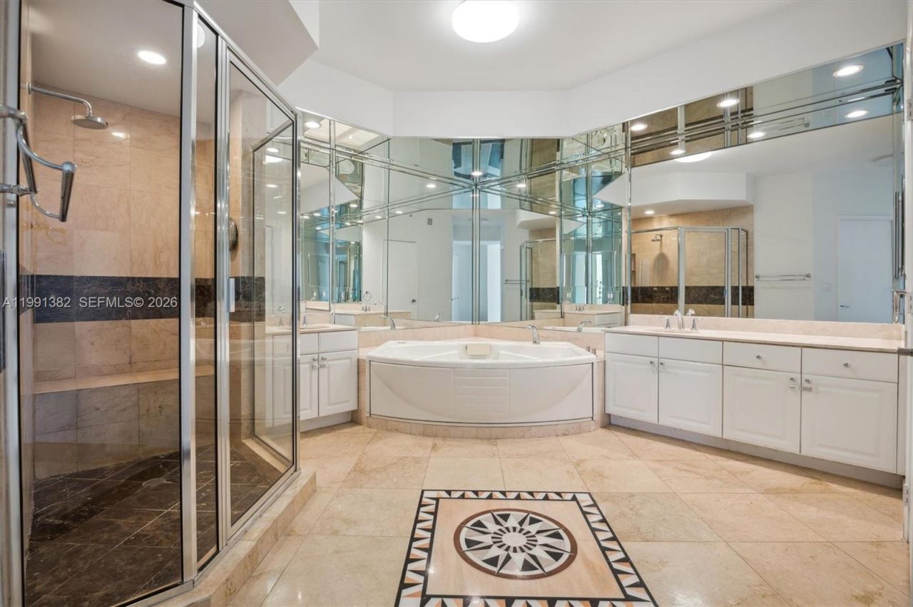 733 Crandon Blvd , Unit PH-5, Key Biscayne, FL 33149 Photo