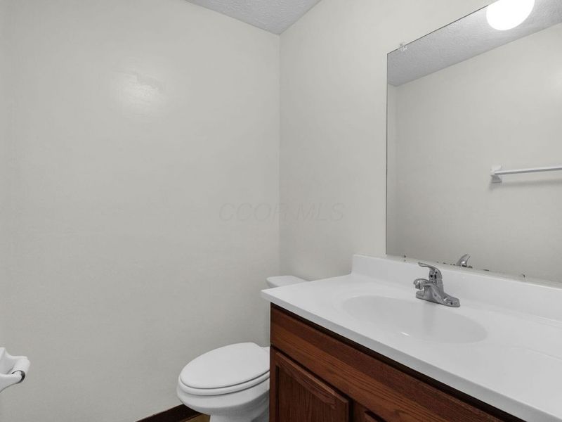 5334 Shiloh Drive, Columbus, OH 43220 Photo 7