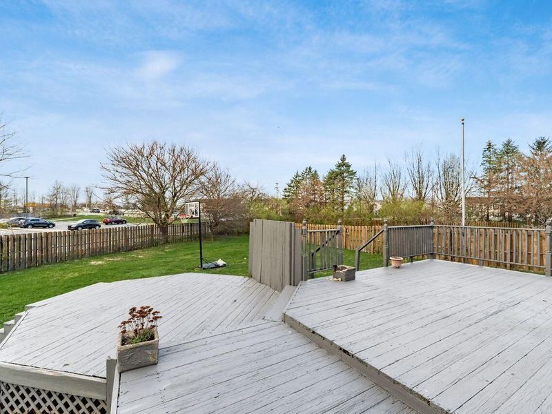 5697 Winchester Highlands Court, Canal Winchester, OH 43110 Photo 9