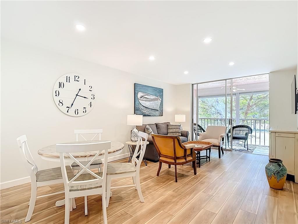 180 Turtle Lake Ct, Unit 206, Naples, FL 34105 Photo