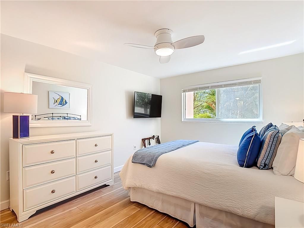 180 Turtle Lake Ct, Unit 206, Naples, FL 34105 Photo