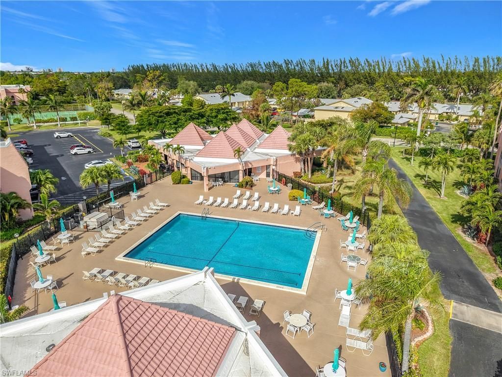 180 Turtle Lake Ct, Unit 206, Naples, FL 34105 Photo