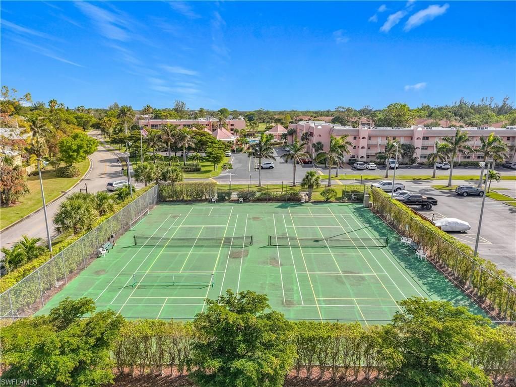 180 Turtle Lake Ct, Unit 206, Naples, FL 34105 Photo