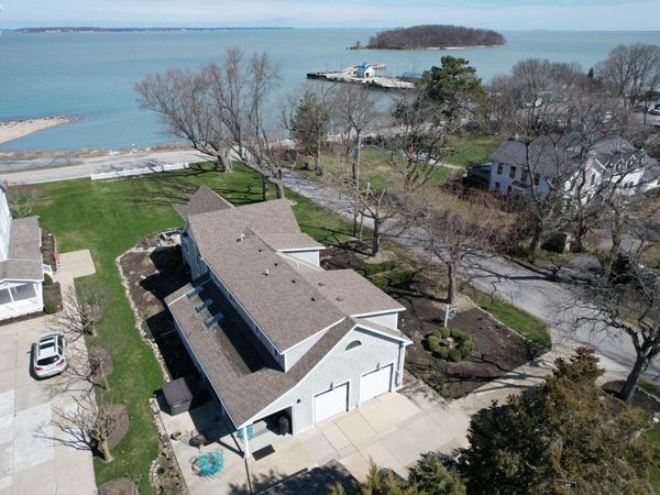 5078 E Water Street, Port Clinton, OH 43452