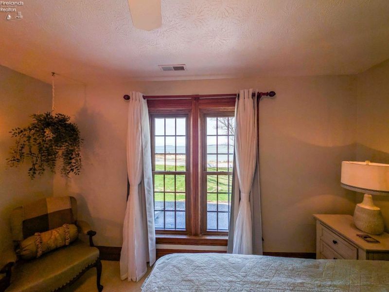 5078 E Water Street, Port Clinton, OH 43452 Photo 23