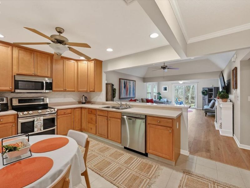 340 Lighthouse Oval, Marblehead, OH 43440 Photo 16