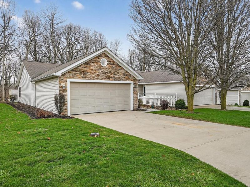 340 Lighthouse Oval, Marblehead, OH 43440 Photo 2