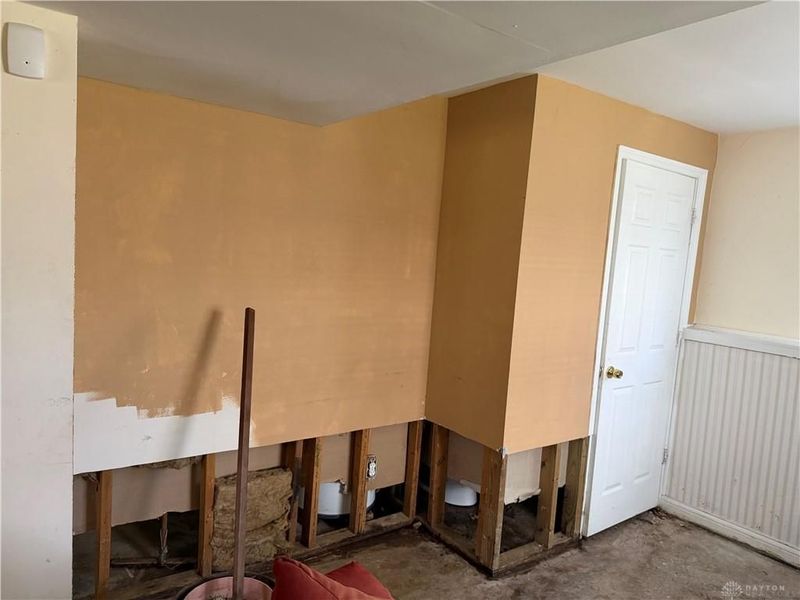 1492 Kingsbury Drive, Forest Park, OH 45240 Photo 14