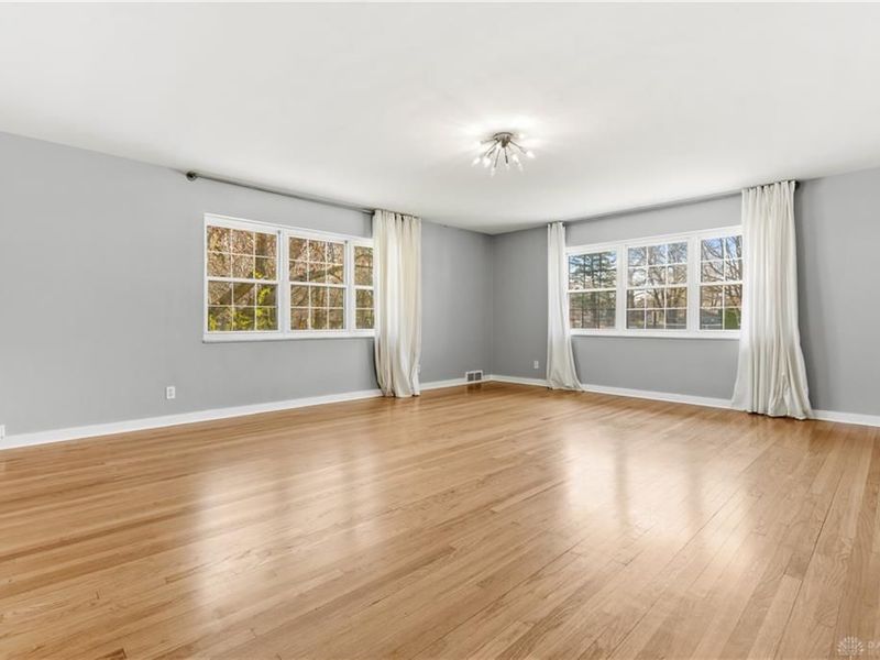 21 Collingwood Avenue, Oakwood, OH 45419 Photo 13