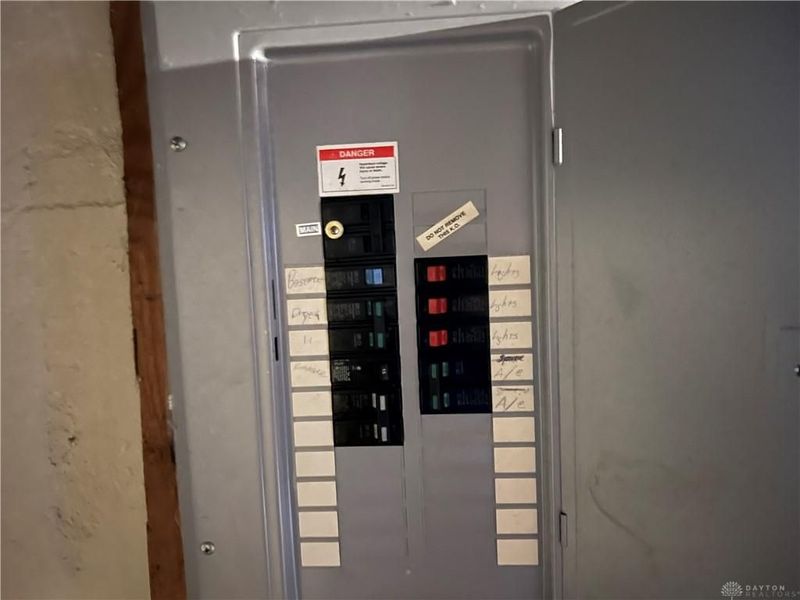 209 Carrlands Drive, Kettering, OH 45429 Photo 14