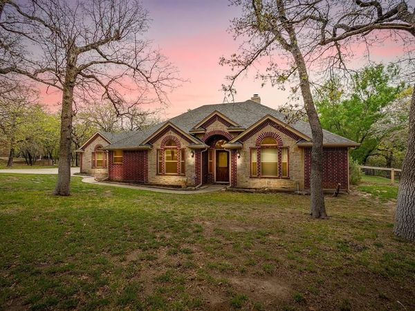 349 Sandpiper Drive, Weatherford, TX 76088