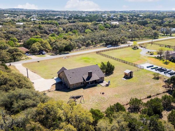 463 Beauchamp RD , Dripping Springs, TX 78620