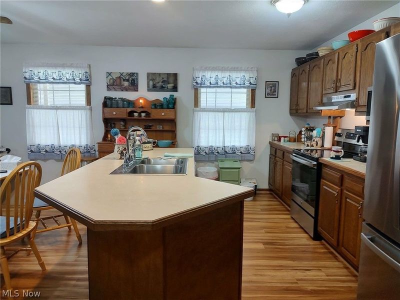 4314 Sherrod Valley Drive SW, Sherrodsville, OH 44675 Photo 12