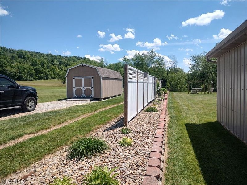 4314 Sherrod Valley Drive SW, Sherrodsville, OH 44675 Photo 16