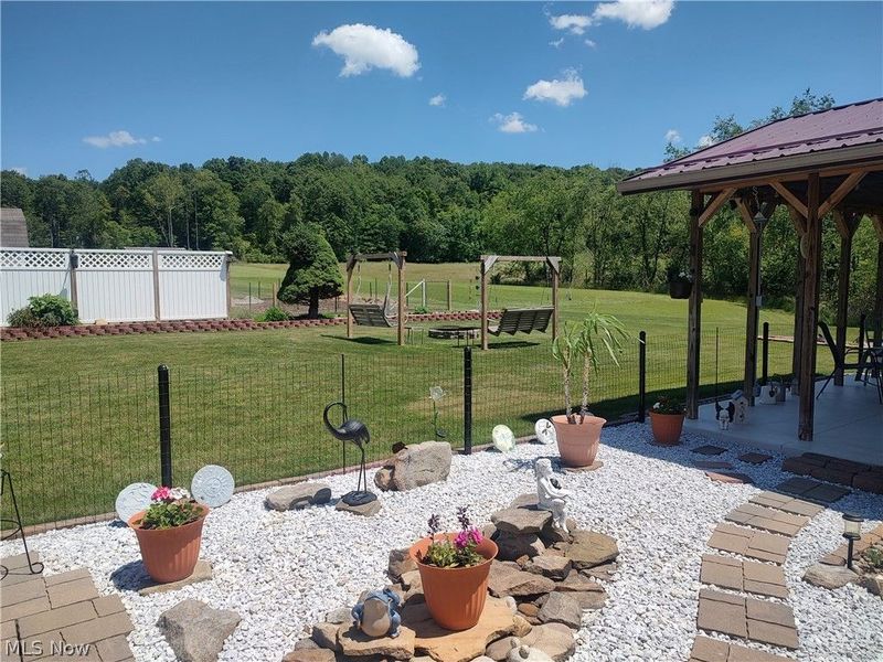 4314 Sherrod Valley Drive SW, Sherrodsville, OH 44675 Photo 18
