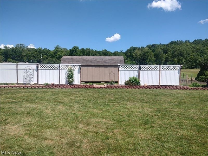 4314 Sherrod Valley Drive SW, Sherrodsville, OH 44675 Photo 21